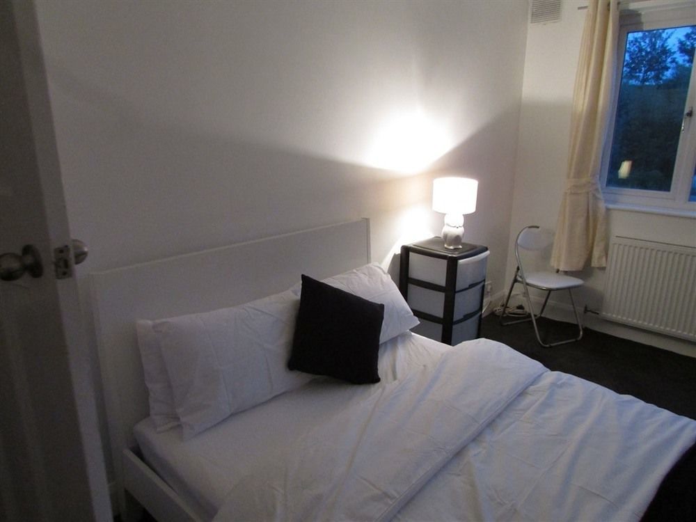 St Mildreds Bed & Breakfast Londra Dış mekan fotoğraf